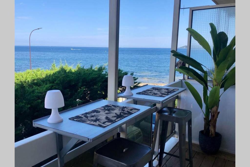 Charmant Studio Avec Terrasse Vue Mer A 50 M Sainte-Maxime Kültér fotó